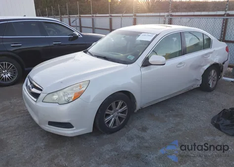 2010 Subaru Legacy 2.5I Premium из США, поврежденный, VIN 4S3BMCH65A3217969